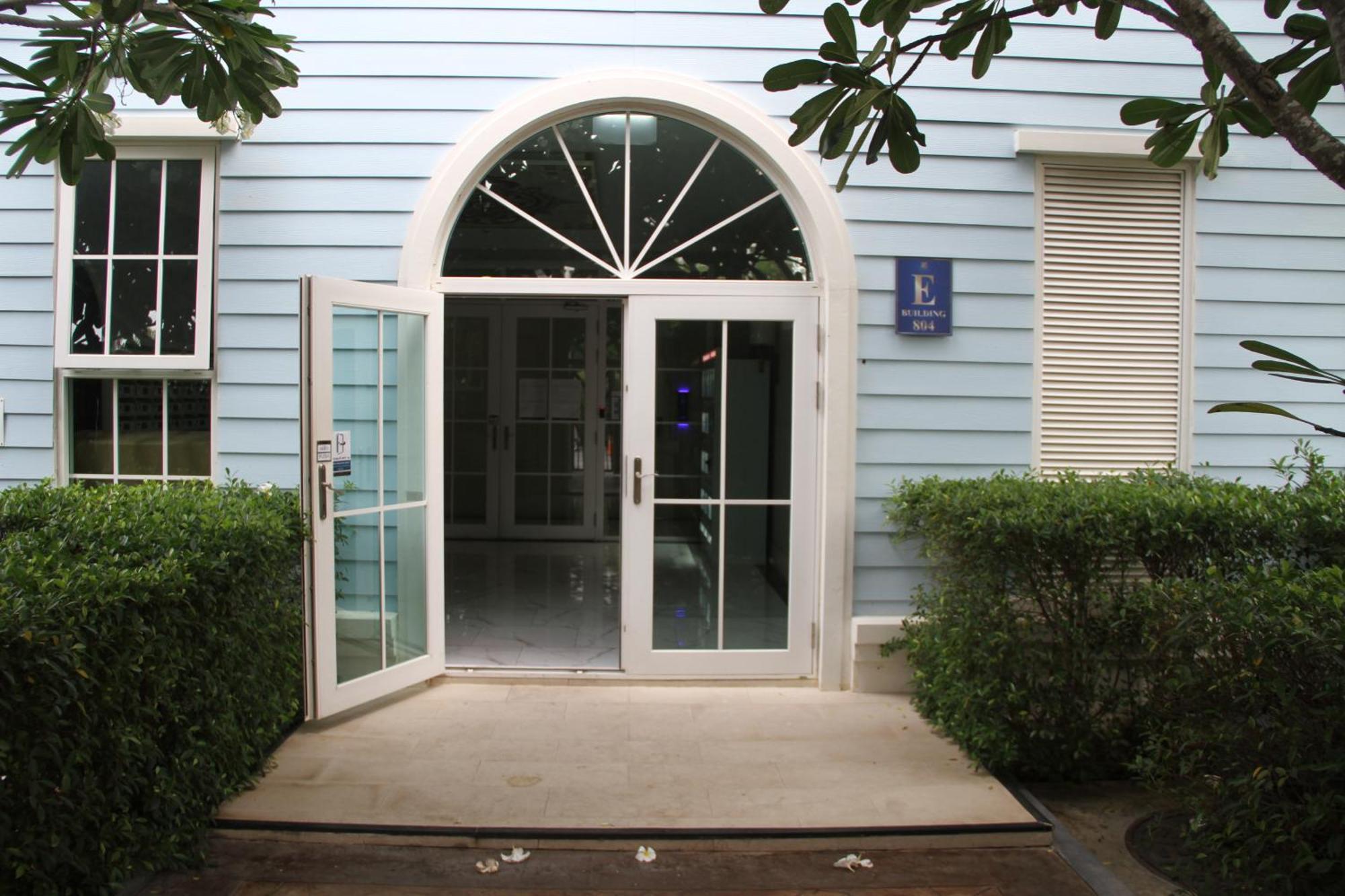 Grand Florida芭提雅带免费游泳池温泉和健身房和办公区水上花园公寓e208 นาจอมเทียน ภายนอก รูปภาพ